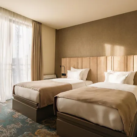 Kocka Hotel 4*